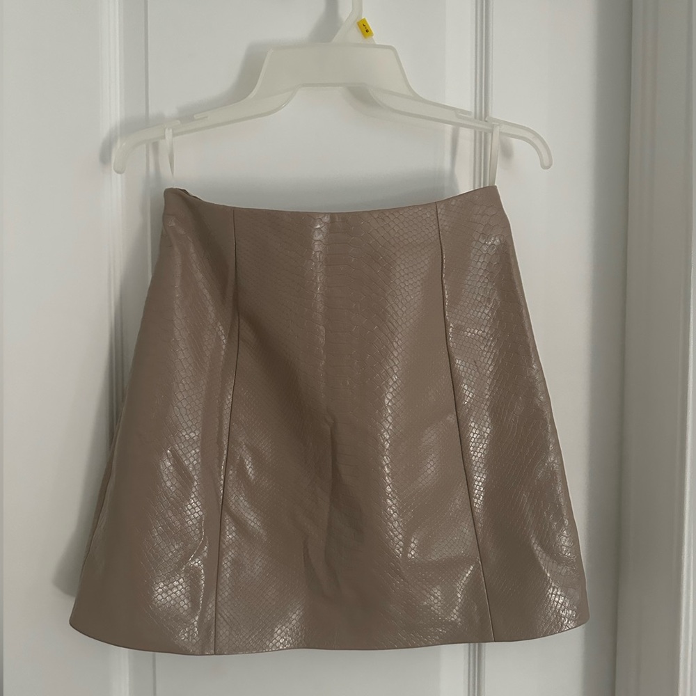 Babaton faux leather cream mini skirt - size 4